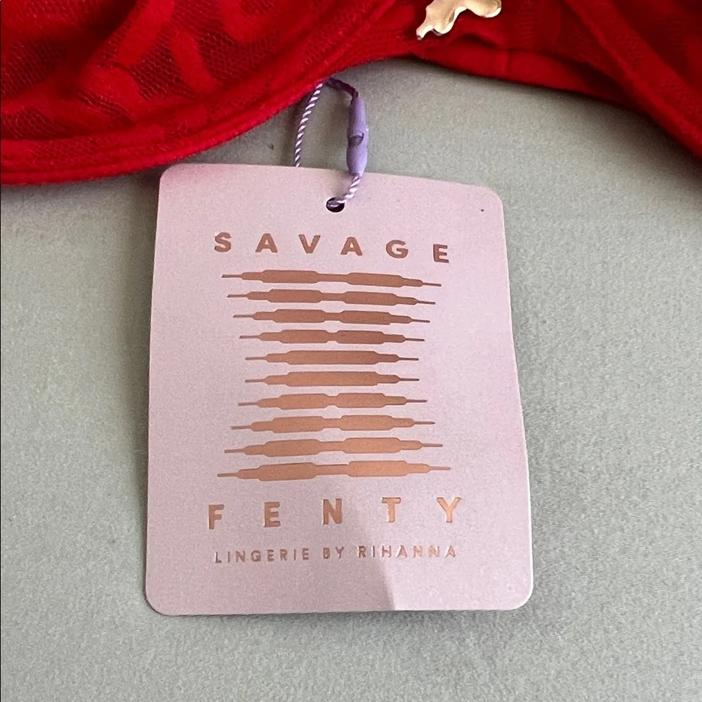 Savage X Fenty Vibrant Red Bra - Picture 2 of 6